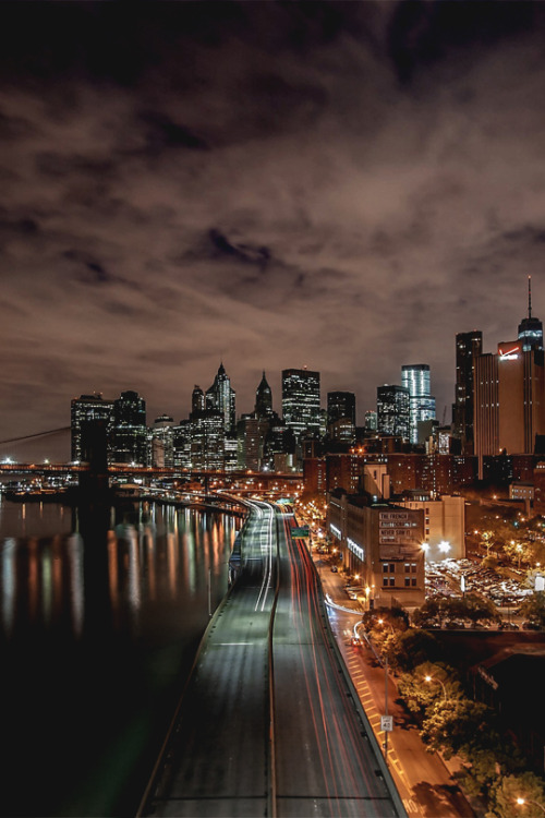 italian-luxury:  New York City Skyline by Noki Va