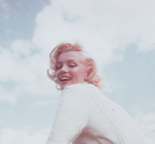 beauvelvet: Marilyn Monroe photographed by John Vachon, 1953. 