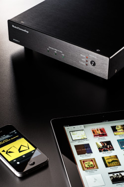 musicalsurroundings:  The Musical Surroundings MYDAC II is the first digital-to-analog converter using MODR (Musically Optimized Digital Reconstruction). Designer Mike Yee’s digital reconstruction technology, developed over the past 3 years, is software