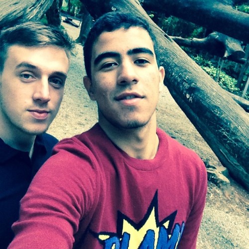 motdrobert2:  Follow me for Hot Guys, Str8 Kiks, Str8 Guy Snaps… *Send me selfies here, submit to me here, 
