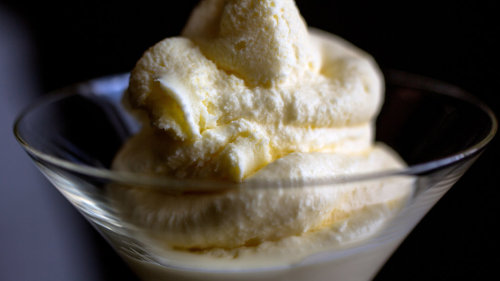 Ice Cream BaseIngredients2 cups heavy cream1 cup whole milk⅔ cup sugar⅛ teaspoon fine sea salt6 larg