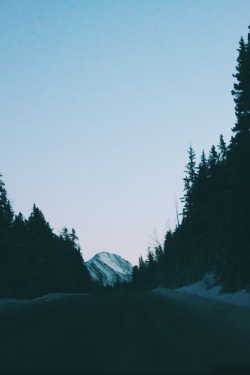 avenuesofinspiration:  Almost There  🏔