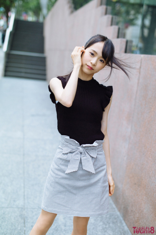 monowasure:  【私服グラビア】倉野尾成美（AKB48 Team 8／熊本県）29 | LoGiRL｜ロガール