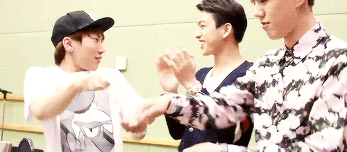 ilhoob:  when eunkwang shows up to the party 