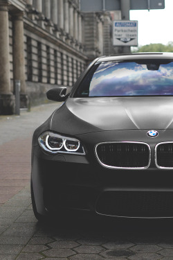 johnny-escobar:  Matte ‘Frozen’ Black F10 M5 | JE