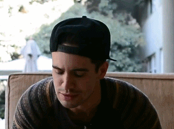 panicatthesocialgathering:  hearing a stranger insult your favorite band  hearing