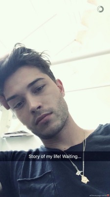 ashleeanyag52:Francisco Lachowski 💋 ❤️❤️❤️ Yeah, we&rsquo;ve been waiting too&ndash;for you to get naked!