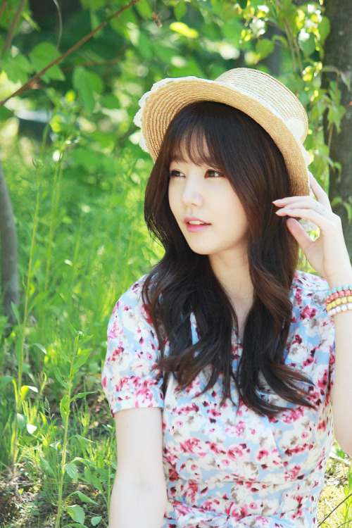 Hong Ji Yeon