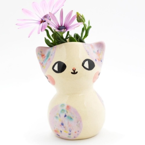 sosuperawesome:Cat Ceramics by Pony People See our #Handmade or #Ceramics tags