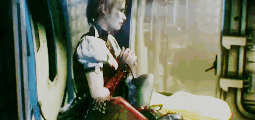harleyquins:“Leave me alone, MURDERER!” 
