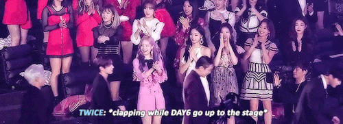 kangpils:cutest jyp juniors hyping up day6 :’) (credit: 비몽)