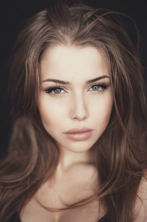 https://amazinggirlsphotos.tumblr.com/post/156366429801