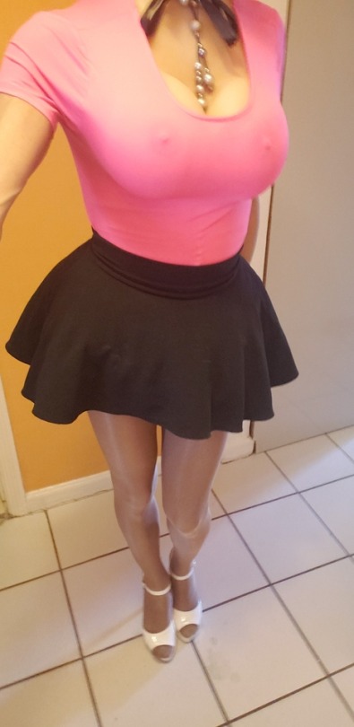 evecrossdreessing:  babysissyfaggotwhore:       This is how I spend most of my days - in my natural attire and look☺😊😋   Hot ❤❤❤❤ 