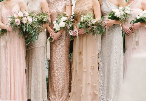 Have I convinced you about mismatched bridesmaids yet? I’m so obsessed with this look! It work