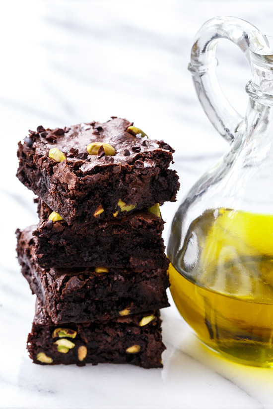 sweetoothgirl:Olive Oil &amp; Pistachio Brownies