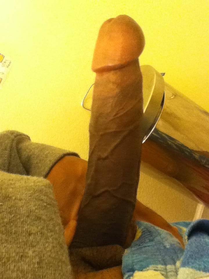 gimmeblkdik:  jai3030:  churchofthebigblackpenis:  PRAISE BIG BLACK PENIS!  Dam I