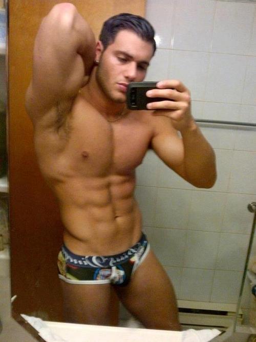 rock-hard-cock:   pussyplunder.tumblr.com 
