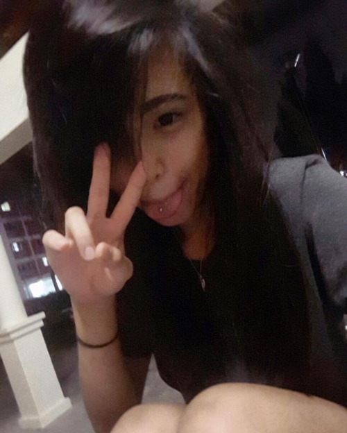 sg-sch-repost:  What a cute and sexy xmm! Thanks for the submission!