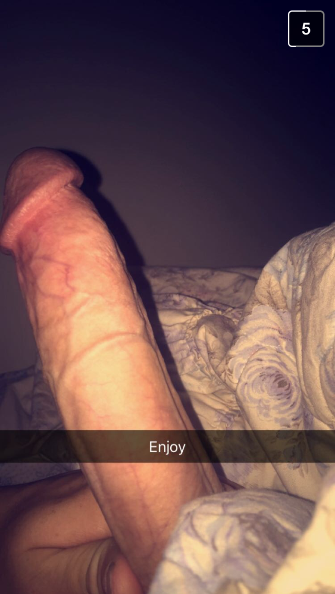 bigdownunder01:  Andy Melbourne, he’s not afraid to get kinky 