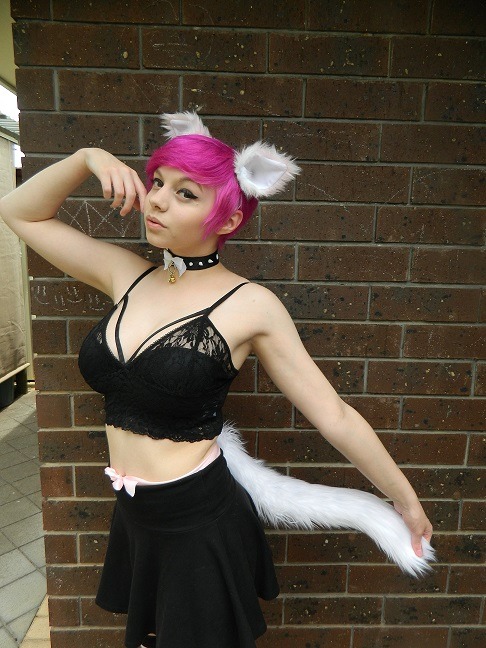 mercsmuffler:showing off my new hair colour in my favourite @kittensplaypenshop attire 