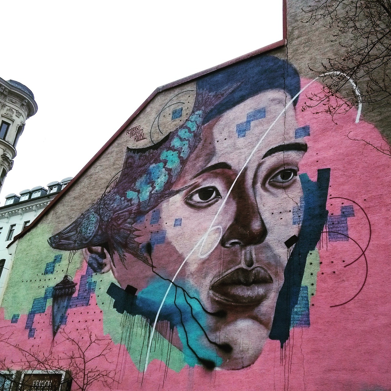 Finished wall by brazilian artist Rodrigo Branco and austrian artist Ruin for last year´s Calle Libre festival at Karl Farkas Park, Vienna.