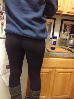 yoga-ass:  yoga pant leggings