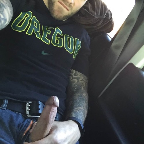 http://nudedriver.tumblr.com/post/156587039714