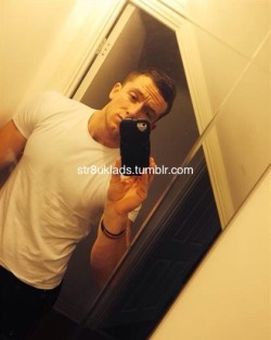 menjunkie:  str8uklads:  24, Okehampton,