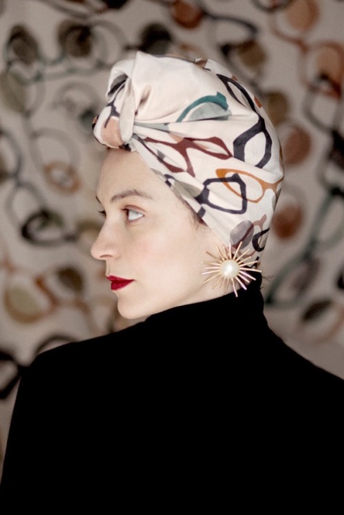 Nostalgic scarves by SuTurno.