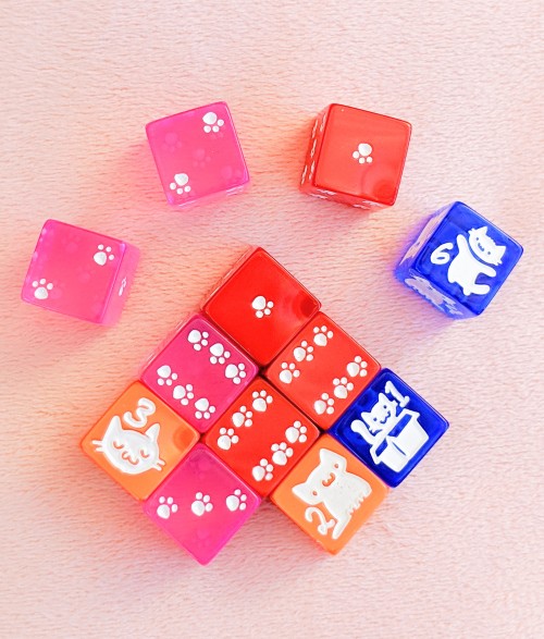 Kittens d6 dice are back. Meow