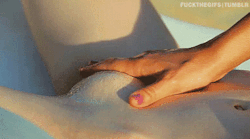 https://69.media.tumblr.com/7da89b30f9729b604090d1129c7d08db/tumblr_mf2wt5WGuX1rf6uoqo1_400.gif