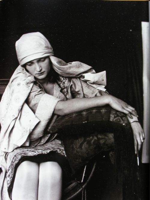  Alphonse Mucha, Studio photography   adult photos