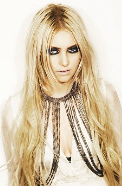 Taylor Momsen