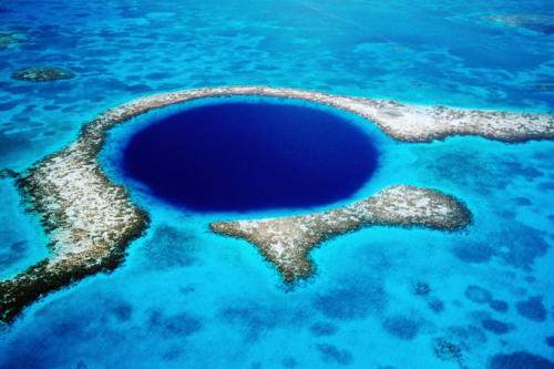 adapto:Great blue hole in Belize