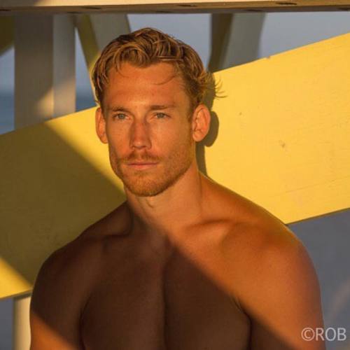 With the sun in his eyes and ambition on his mind, the unequivocally sexy @calumwinsor by @roblangph