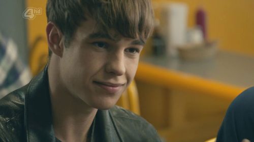 eccentricentricity:  the way he looks at rae…. 