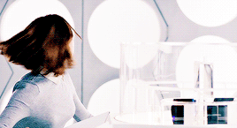 romanovass:  goodbye impossible girl - six traits: [1/6] 