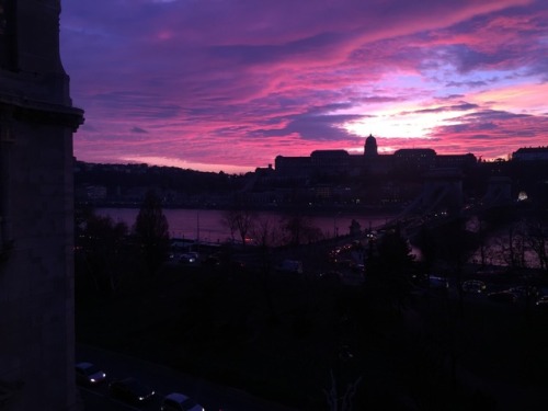 tegnapi kilátáska melókából
