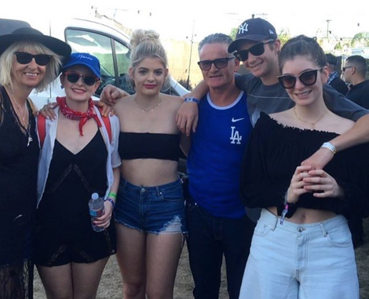 Lorde Ella — Lorde with her siblings + parents at Coachella...