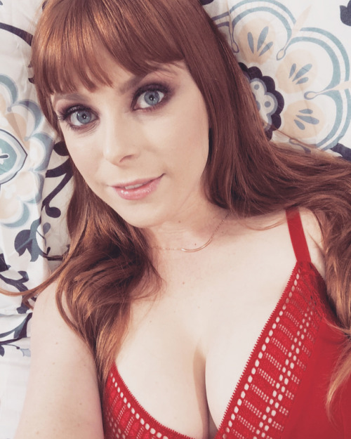 On set for @girlswaynetwork #boobs #redhead #allnatural #blueeyes #PennyPax (at Los Angeles, Califor