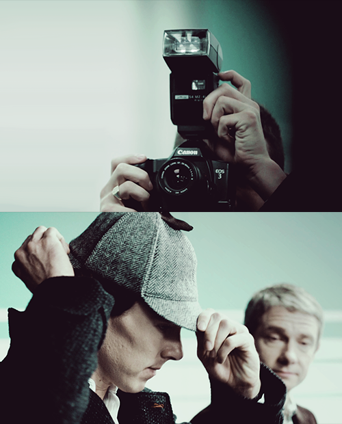 benedics-blog:  It’s not a deerstalker anymore, it’s a Sherlock Holmes hat…