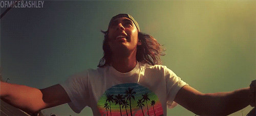 ofmiceandashley:  Vic Fuentes 