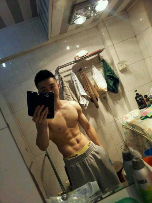 XXX ahihiblr69:  Trai Thằng GYM hàng ngon photo