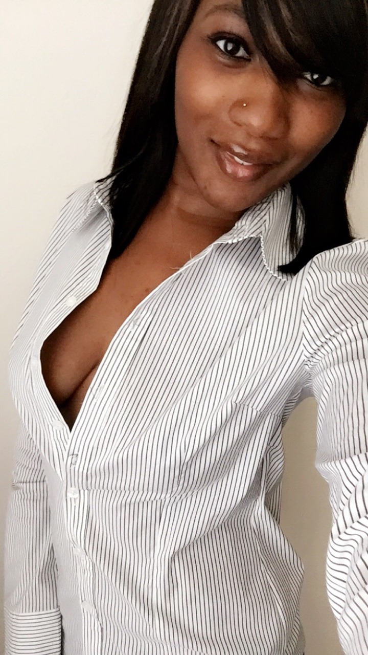 itsteesmallzhoe:  beautifulko:  D A R K S K I N   APPRECIATION   DAY !!  I love the