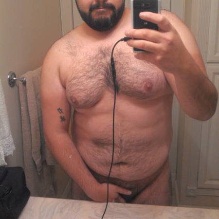 gulobear:  talekjr:  Cute guy   And Hot