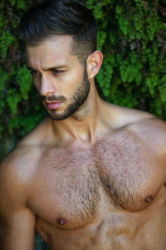 mett-inn:  furrypty:  A blog to indulge your senses with the beauty of the male shapes.The