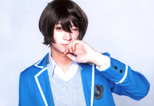 Aramaki Yoshihiko looks pretty in his Sakuma Ritsu uniform 