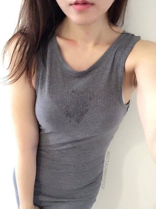 jessicaspanties:  Good morning horny comrades!  Fucking hot day and I’m already sweating through my maxi dress and my arm pit. Maybe it’s a bad idea to wear grey in this weather HAHA! Have a great sunday, love ya!  Your Powerpuff Queen, Jessica