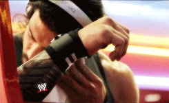 punkedbyambrose-deactivated2014:  Roman’s Wrestlemania workout  