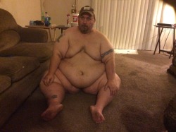 gordo4gordo4superchub:  cowboygainer4u:  New video I made tonight it will be on Hansi website in a few days!  http://clips4sale.com/studio/70055/  Mmmmmmmm yummy